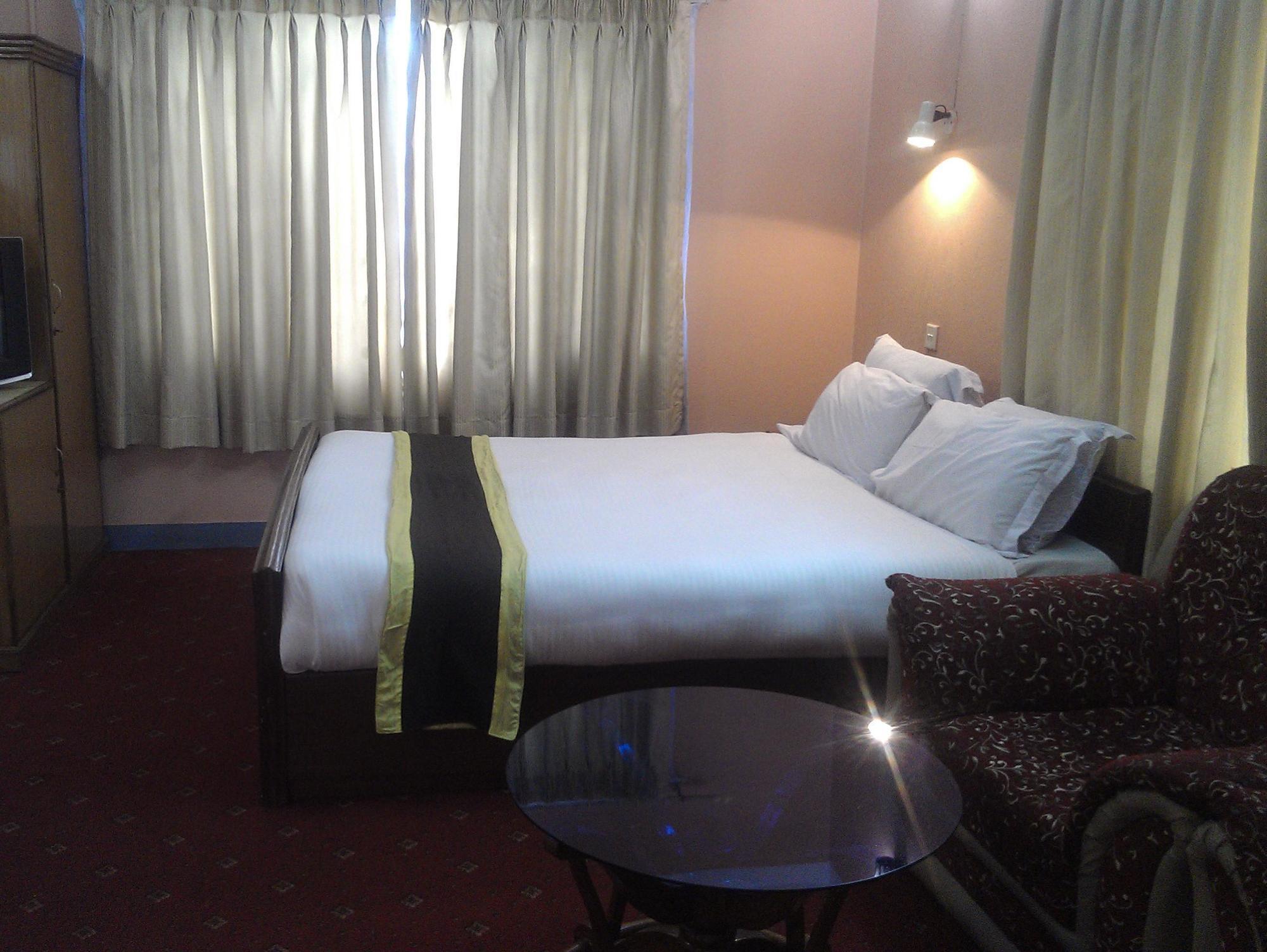 Amar Hotel Katmandu Eksteriør bilde